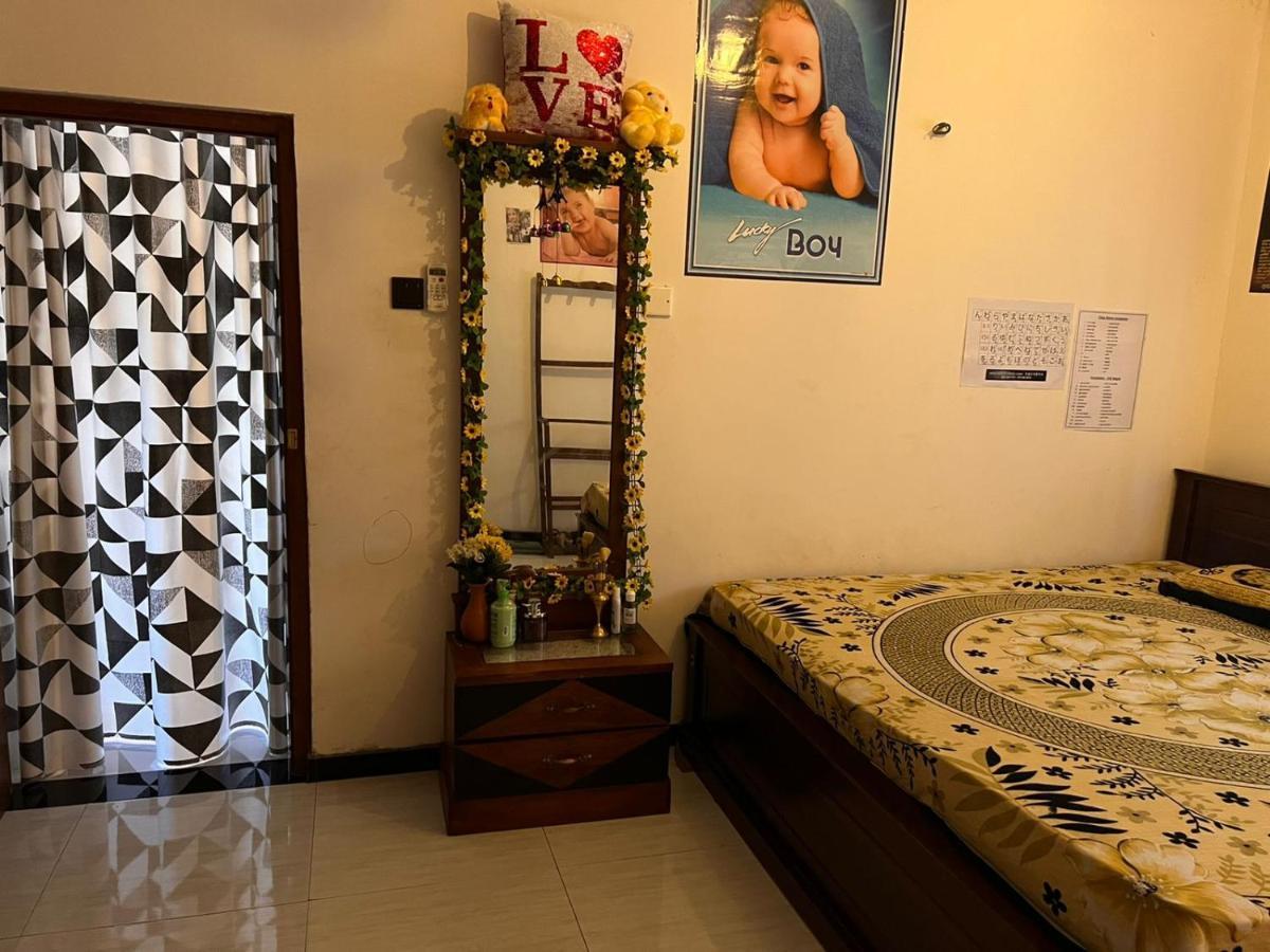 Jungle Reef Rest Hotel Mirissa Ngoại thất bức ảnh